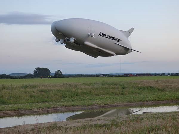 Airlander near water